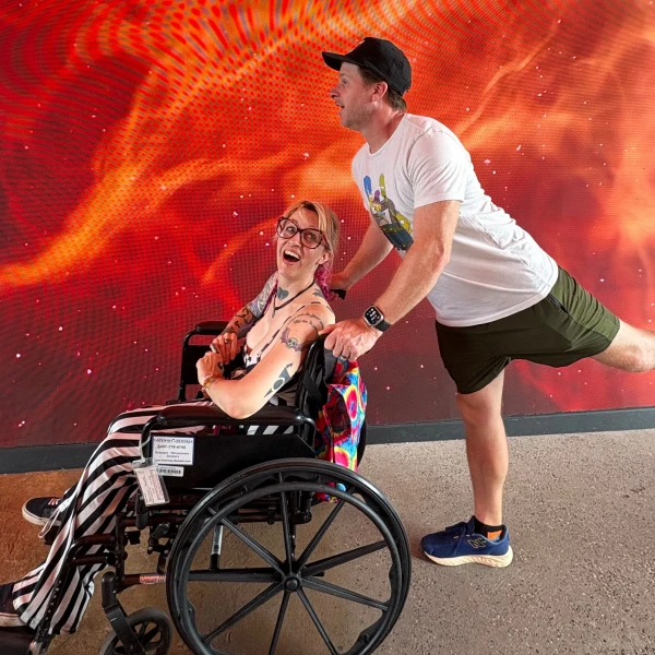 Customer using Fauteuil roulant standard ultra-léger